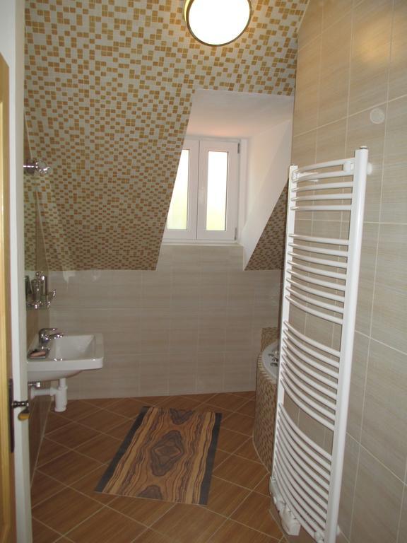Penzion Pancéř Vejprty Extérieur photo