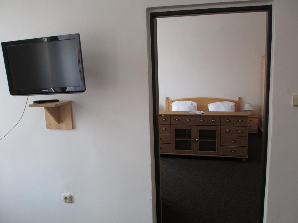 Penzion Pancéř Vejprty Extérieur photo